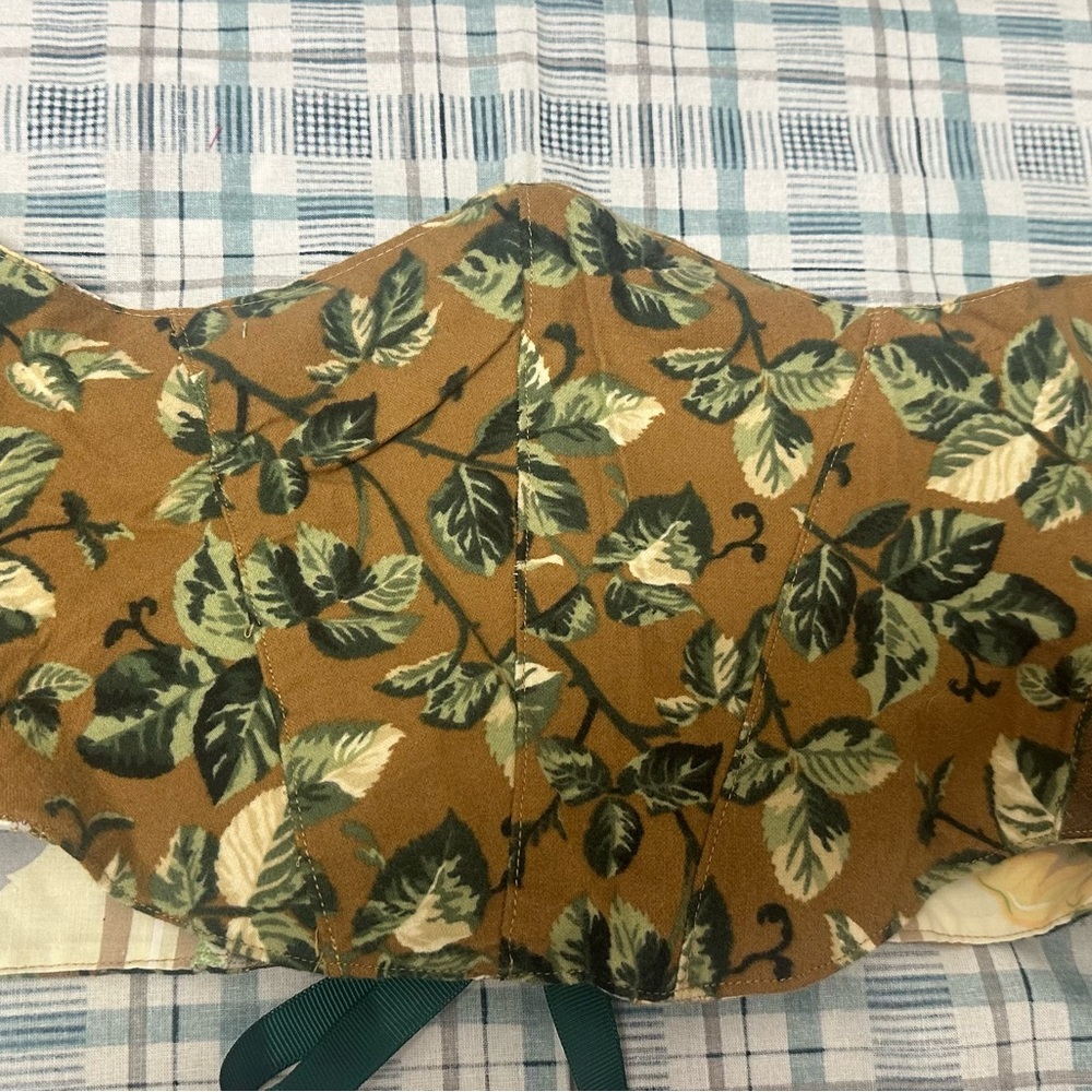 Leaf Patterned Brown Belt